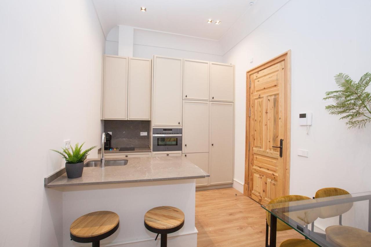 Isg Cedaceros Apartment Seville